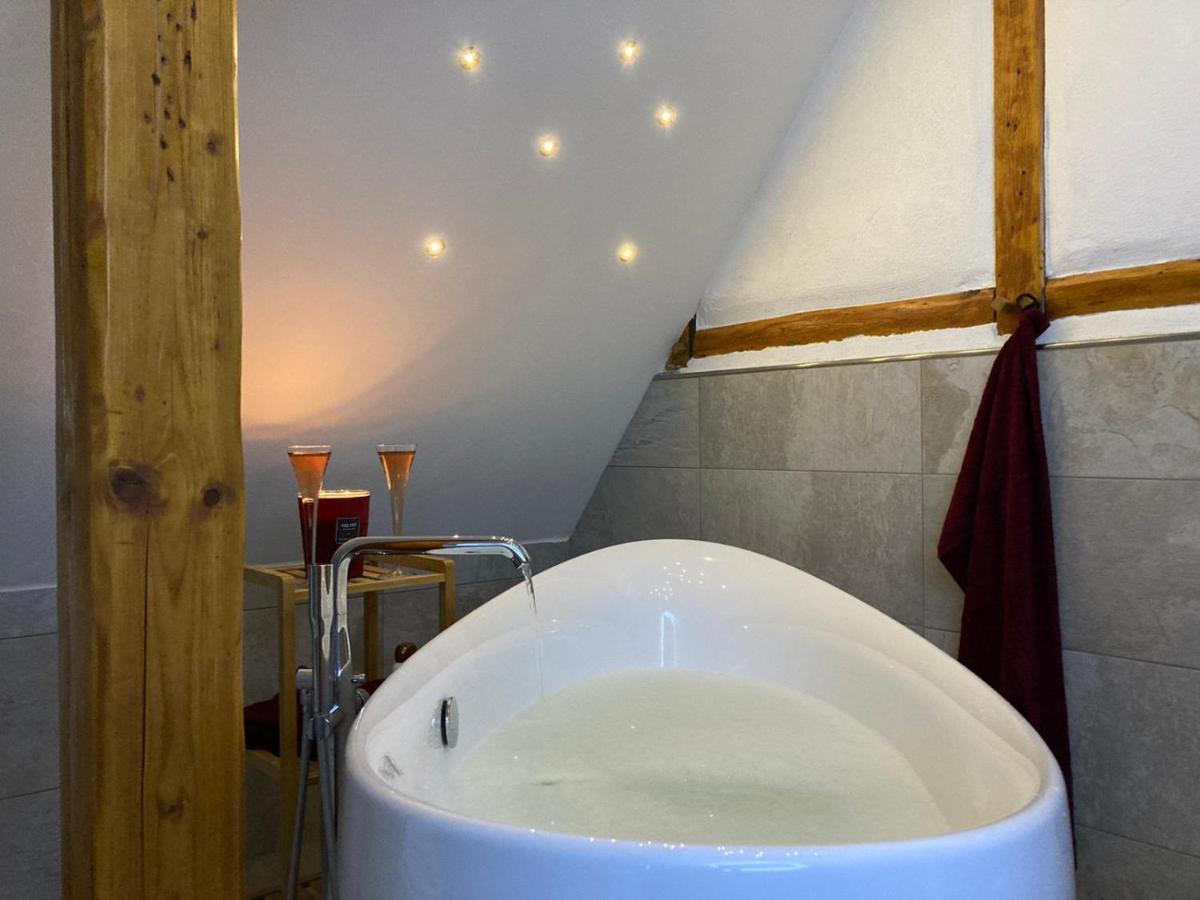 Saarburg Wine Apartments Екстериор снимка